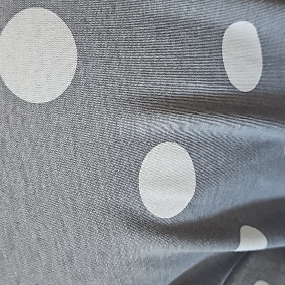 LuLaRoe Liv Gray and Off-white Polka Dot Crew Neck Short Sleeve Tee - Picture 3 of 14